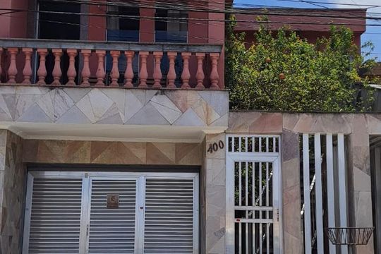 Fachada de casa à venda com 4 quartos, 290m² em Mauá, São Caetano do Sul