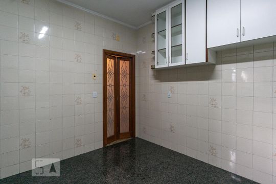 Cozinha de casa à venda com 3 quartos, 250m² em Vila dos Andrades, São Paulo