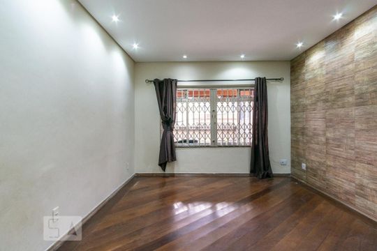 Sala de casa à venda com 3 quartos, 250m² em Vila dos Andrades, São Paulo