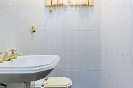 Lavabo de casa à venda com 3 quartos, 250m² em Vila dos Andrades, São Paulo