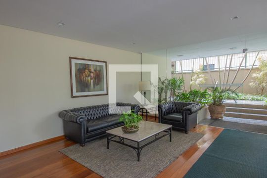 Hall de entrada de apartamento para alugar com 3 quartos, 106m² em Vila Olímpia, São Paulo