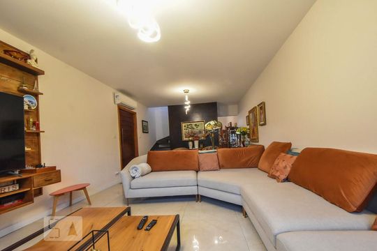 Sala de Estar de casa à venda com 2 quartos, 120m² em Vila Cordeiro, São Paulo