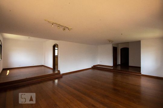 Apartamento para alugar com 4 quartos, 250m² em Jardim Vila Mariana, São Paulo