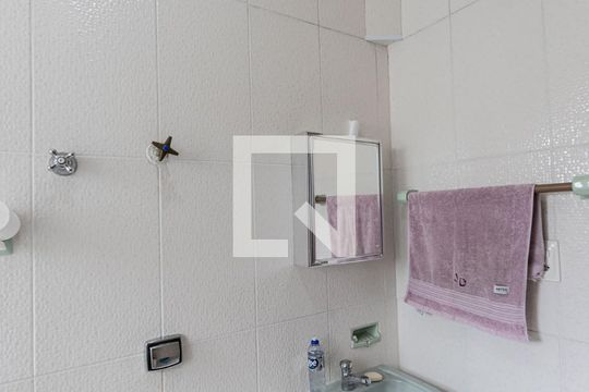 Banheiro Social de apartamento à venda com 3 quartos, 102m² em Brás, São Paulo