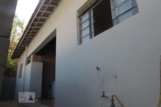 Edícula de casa à venda com 3 quartos, 420m² em Vila Santa Isabel, Campinas