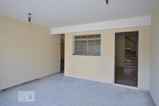Garagem de casa para alugar com 2 quartos, 150m² em Chácara Califórnia, São Paulo