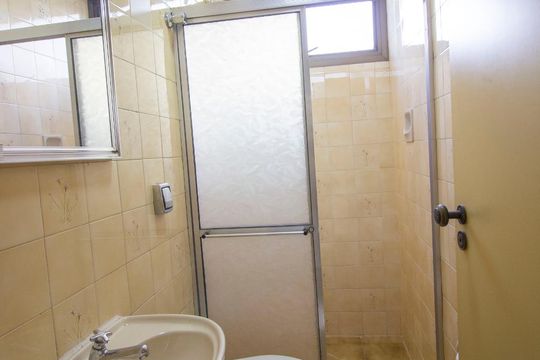 Banheiro de Serviço de apartamento para alugar com 3 quartos, 180m² em Centro, Jundiaí