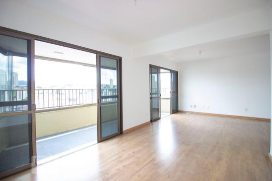 Sala 1 de apartamento para alugar com 3 quartos, 180m² em Centro, Jundiaí