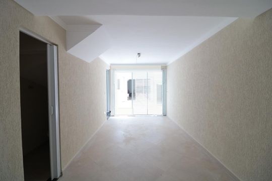 Garagem de casa de condomínio para alugar com 2 quartos, 83m² em Penha de França, São Paulo