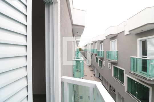 Sacada do quarto 1 de casa de condomínio para alugar com 2 quartos, 83m² em Penha de França, São Paulo