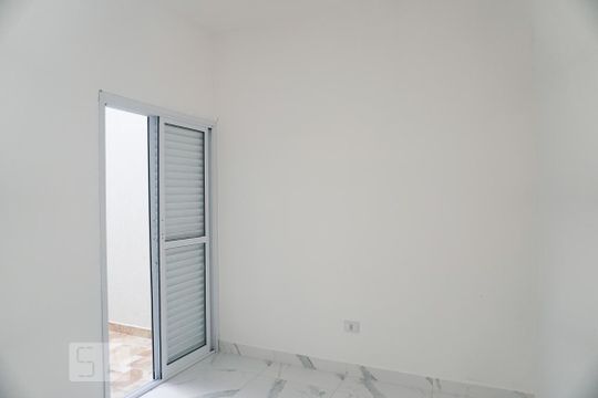 Quarto 1 de apartamento para alugar com 2 quartos, 45m² em Parque Boturussu, São Paulo