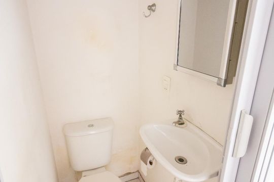 Banheiro 1 de casa à venda com 5 quartos, 106m² em Vila Universitária, São Paulo