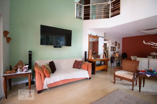 Sala de casa de condomínio à venda com 4 quartos, 256m² em São Francisco, Niterói