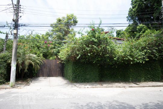 Fachada de casa de condomínio à venda com 4 quartos, 256m² em São Francisco, Niterói