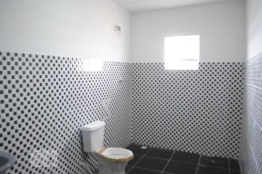 Banheiro de casa para alugar com 1 quarto, 54m² em Cidade São Mateus, São Paulo