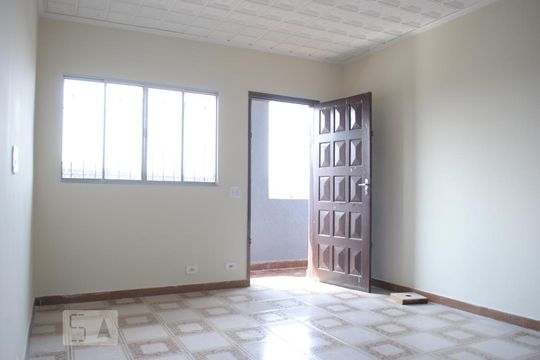 Casa para alugar com 1 quarto, 54m² em Cidade São Mateus, São Paulo