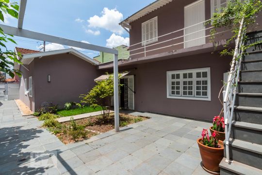 Quintal de casa à venda com 3 quartos, 198m² em Jardim Paulistano, São Paulo