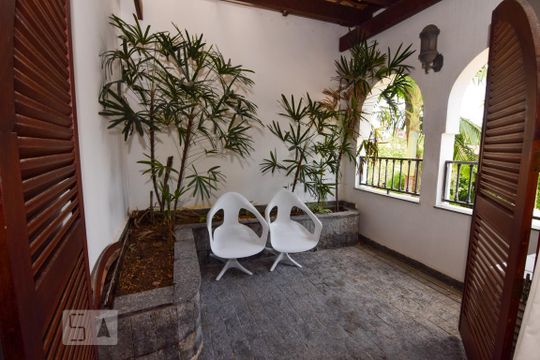 Varanda da Suíte 1 de casa para alugar com 5 quartos, 700m² em Jardim Virginia, Guarujá
