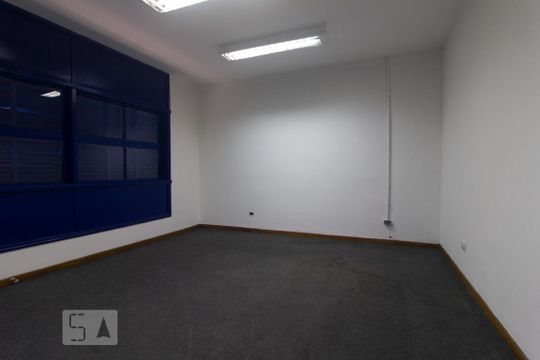 Quarto 1 de casa à venda com 6 quartos, 240m² em Vila Tramontano, São Paulo