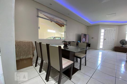 Sala de Jantar de casa à venda com 2 quartos, 117m² em São José, Novo Hamburgo