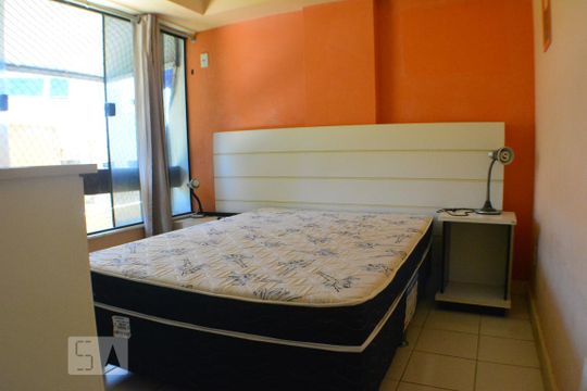 Quarto 1 de apartamento para alugar com 2 quartos, 63m² em Armação, Salvador