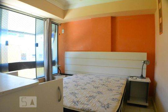 Quarto 1 de apartamento para alugar com 2 quartos, 63m² em Armação, Salvador