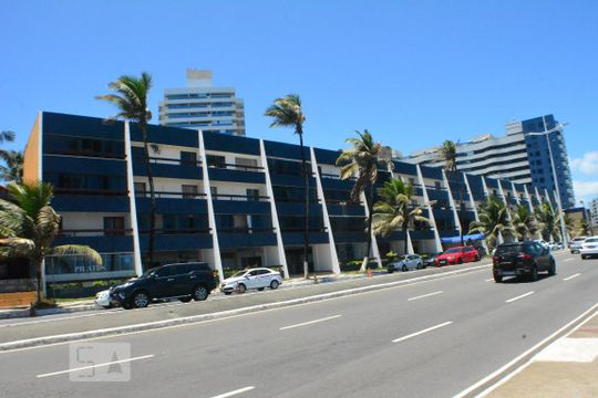 fachada de apartamento para alugar com 2 quartos, 63m² em Armação, Salvador