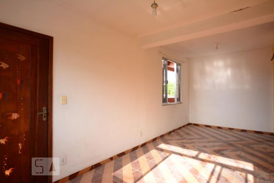 Sala de apartamento para alugar com 2 quartos, 100m² em Vista Alegre, Rio de Janeiro