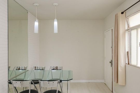 Sala de apartamento para alugar com 2 quartos, 70m² em Caiçara-adelaide, Belo Horizonte
