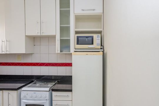Cozinha de apartamento para alugar com 2 quartos, 70m² em Caiçara-adelaide, Belo Horizonte
