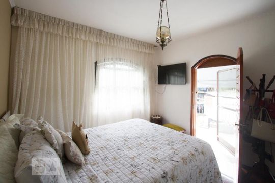 Suíte 1 de casa à venda com 5 quartos, 308m² em Jardim Promissão, São Paulo