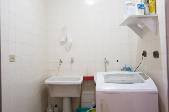 Área de Serviço de casa à venda com 5 quartos, 308m² em Jardim Promissão, São Paulo
