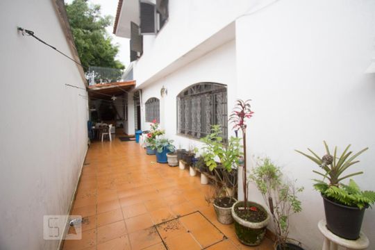 Quintal de casa à venda com 5 quartos, 308m² em Jardim Promissão, São Paulo