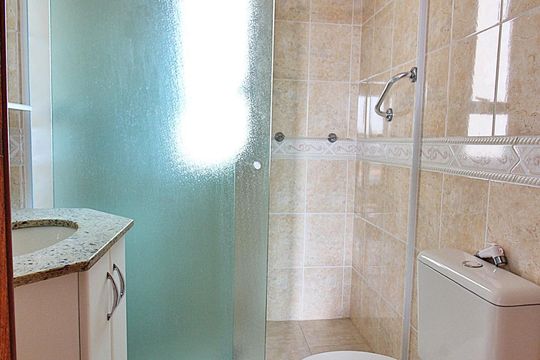 Banheiro do Quarto 1 - Suíte de apartamento à venda com 3 quartos, 90m² em Jardim do Mar, São Bernardo do Campo