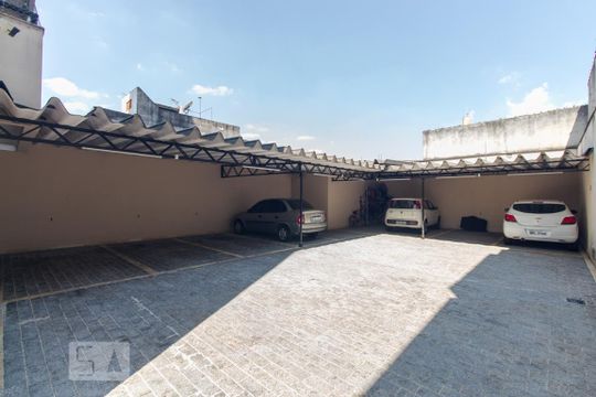 Garagem de apartamento para alugar com 2 quartos, 55m² em Jardim Vila Formosa, São Paulo