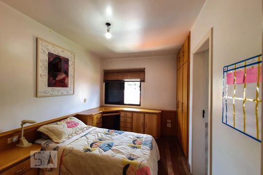 Suíte 1 de apartamento para alugar com 3 quartos, 185m² em Vila Mariana, São Paulo