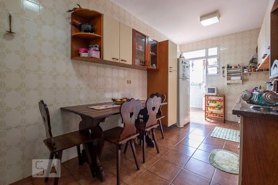 Cozinha de apartamento à venda com 2 quartos, 120m² em Sumarezinho, São Paulo