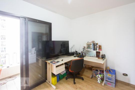 Suíte 3 de apartamento para alugar com 4 quartos, 328m² em Santo Amaro, São Paulo
