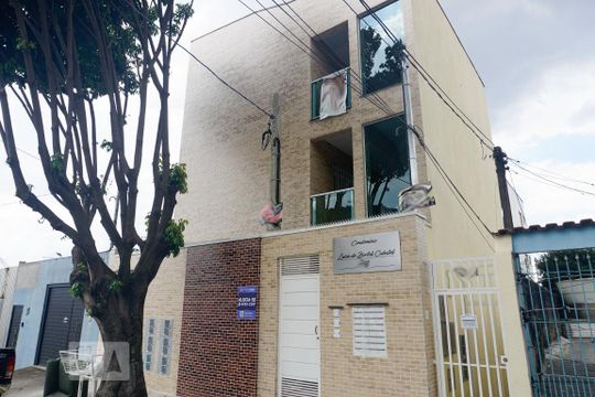 Fachada de apartamento para alugar com 2 quartos, 41m² em Parque Boturussu, São Paulo