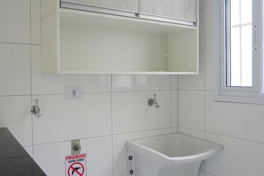 Cozinha de apartamento para alugar com 2 quartos, 41m² em Parque Boturussu, São Paulo