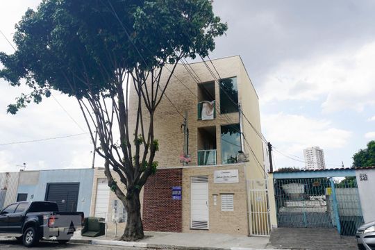 Fachada de apartamento para alugar com 2 quartos, 41m² em Parque Boturussu, São Paulo