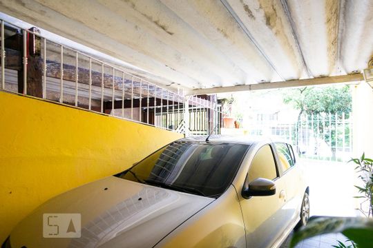 Garagem de casa à venda com 2 quartos, 101m² em Casa Verde, São Paulo