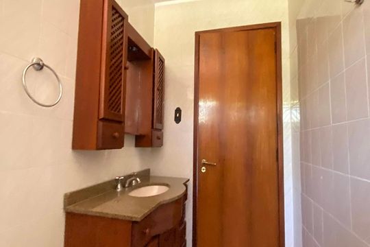 Banheiro 2 de casa à venda com 3 quartos, 239m² em Pinheiro, São Leopoldo