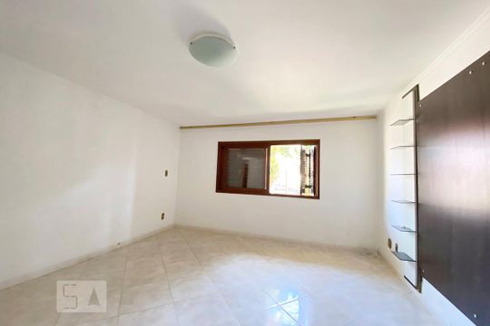 Sala de casa à venda com 3 quartos, 239m² em Pinheiro, São Leopoldo