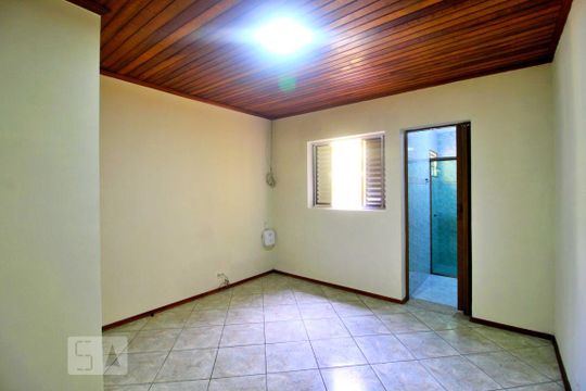 Quarto Suíte de casa à venda com 2 quartos, 87m² em Vila Guarani, Santo André