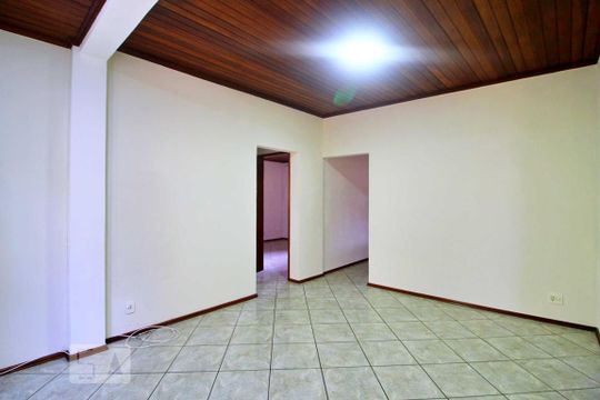 Sala de casa à venda com 2 quartos, 87m² em Vila Guarani, Santo André