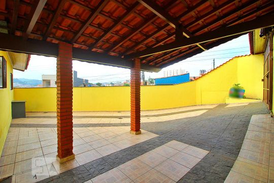 Garagem de casa à venda com 2 quartos, 87m² em Vila Guarani, Santo André