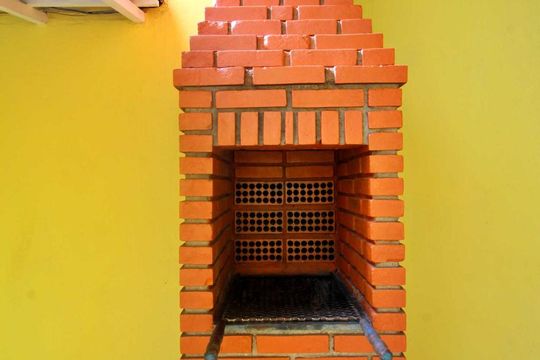 Churrasqueira de casa à venda com 2 quartos, 87m² em Vila Guarani, Santo André