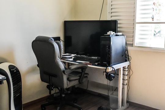 Quarto 2 de casa à venda com 2 quartos, 77m² em Vila Palmeiras, São Paulo