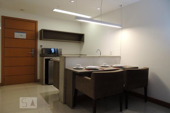 Cozinha de apartamento para alugar com 1 quarto, 46m² em Jacarepaguá, Rio de Janeiro
